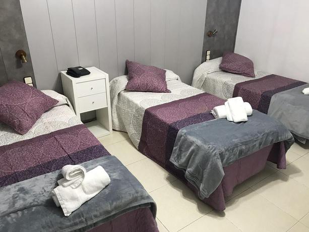 Imagen de la habitación del Hotel Aloha Arenal Beach. Foto 8