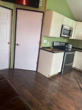 Imagen de la habitación del Hotel Aloha Beach Club Resort. Foto 16