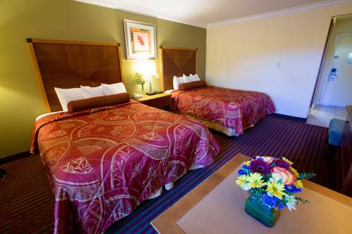 Imagen de la habitación del Hotel Aloha Inn. Foto 3