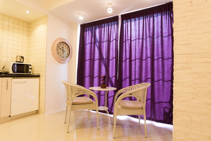 Imagen de la habitación del Hotel Aloha Luxury Apartments. Foto 3