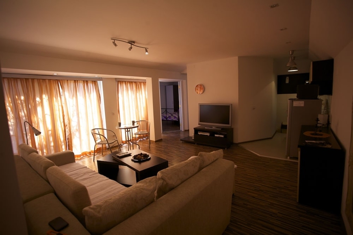 Imagen de la habitación del Hotel Aloha Luxury Apartments. Foto 5