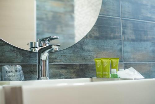 Imagen de la habitación del Hotel Aloha, Ni&scaron;. Foto 7