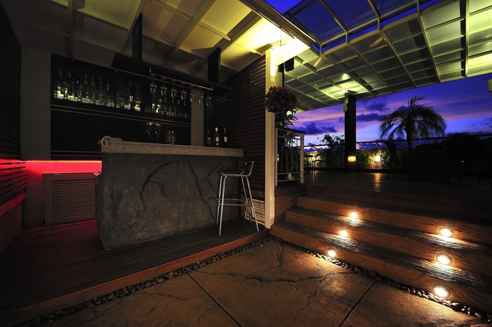 Imagen del bar/restaurante del Hotel Aloha Residence. Foto 4