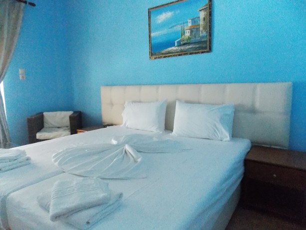 Imagen de la habitación del Hotel Aloha, Sarande. Foto 6