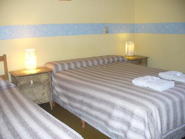 Imagen de la habitación del Hotel Aloha, Villa Gesell. Foto 4