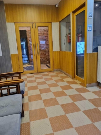 Imagen de los interiores del Hotel Alohi Inn. Foto 16