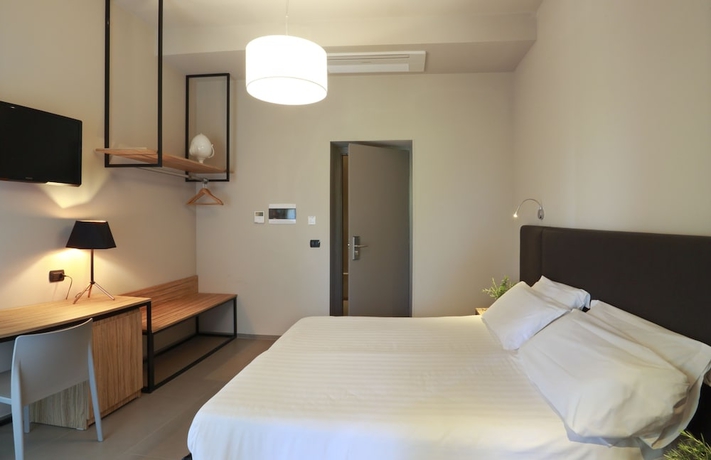 Imagen de la habitación del Hotel Aloisi. Foto 6