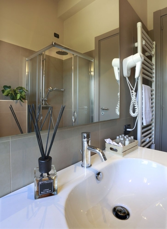 Imagen de la habitación del Hotel Aloisi. Foto 17