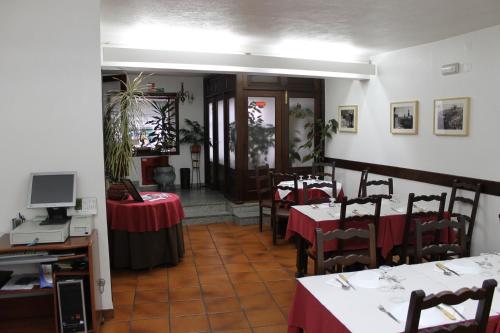 Imagen general del Hotel Alojamento Local Santa Cruz. Foto 5