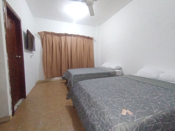 Imagen de la habitación del Hotel Alojamiento Casa Luna. Foto 3