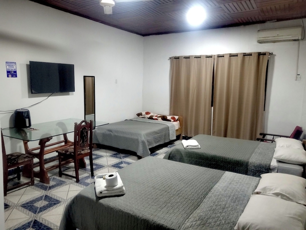 Imagen de la habitación del Hotel Alojamiento Casa Luna. Foto 5