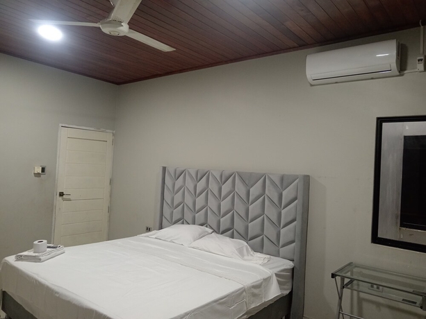 Imagen de la habitación del Hotel Alojamiento Casa Luna. Foto 7