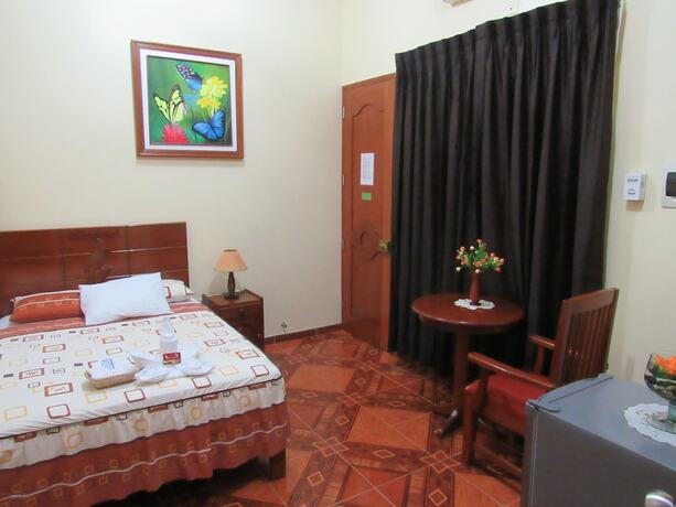 Imagen general del Hotel Alojamiento El Cardenal. Foto 6