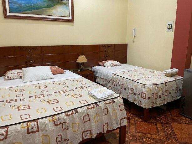 Imagen general del Hotel Alojamiento El Cardenal. Foto 8