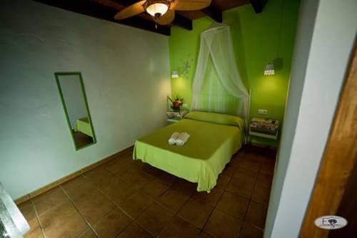 Imagen de la habitación del Hotel Alojamiento Rural El Charco Del Sultán. Foto 6