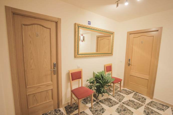 Imagen del bar/restaurante del Hotel Alojamiento Rural El Tossal. Foto 2