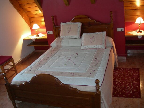 Imagen de la habitación del Hotel Alojamiento Rural Ostau Era Nheuada. Foto 17