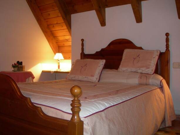 Imagen general del Hotel Alojamiento Rural Ostau Era Nheuada. Foto 8