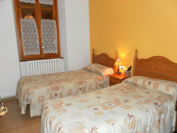 Imagen general del Hotel Alojamiento Rural Ostau Era Nheuada. Foto 12