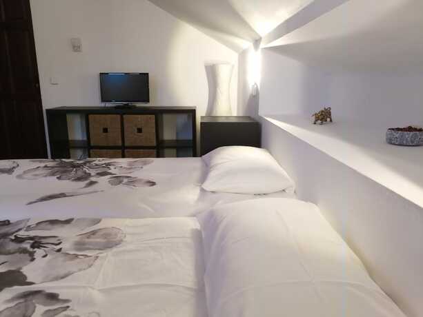 Imagen de la habitación del Hotel Alojamiento la Pedriza. Foto 13