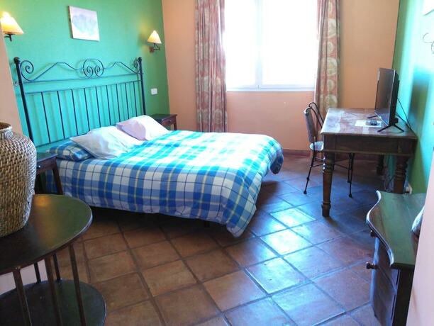 Imagen general del Hotel Alojamiento la Pedriza. Foto 7