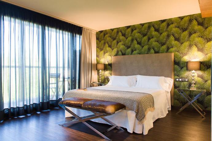 Imagen de la habitación del Hotel Alojamientos Ainsa Sanchez. Foto 7