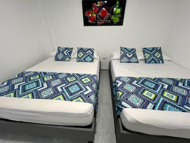 Imagen de la habitación del Hotel Alojamientos Town Beach. Foto 8