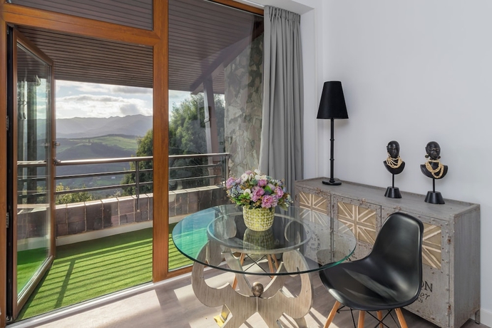 Imagen de la habitación del Hotel Alojamientos Tur&iacute;sticos LA APARECIDA. Foto 2