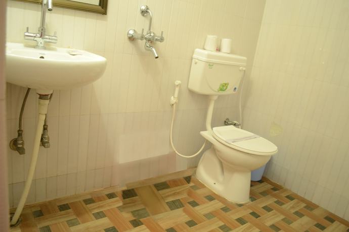 Imagen de la habitación del Hotel Alok House. Foto 9