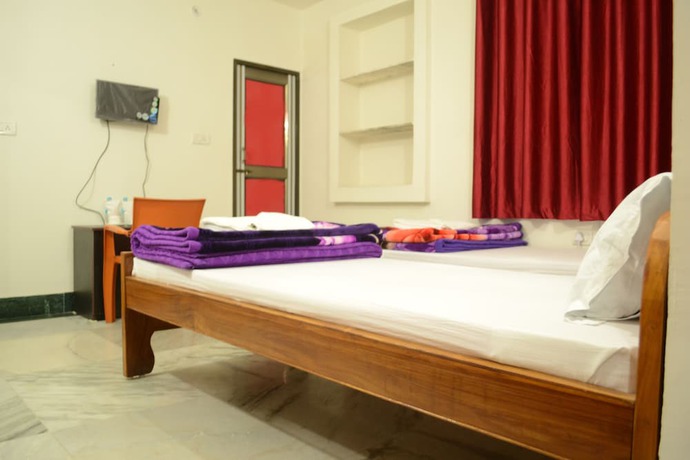 Imagen de la habitación del Hotel Alok House. Foto 10