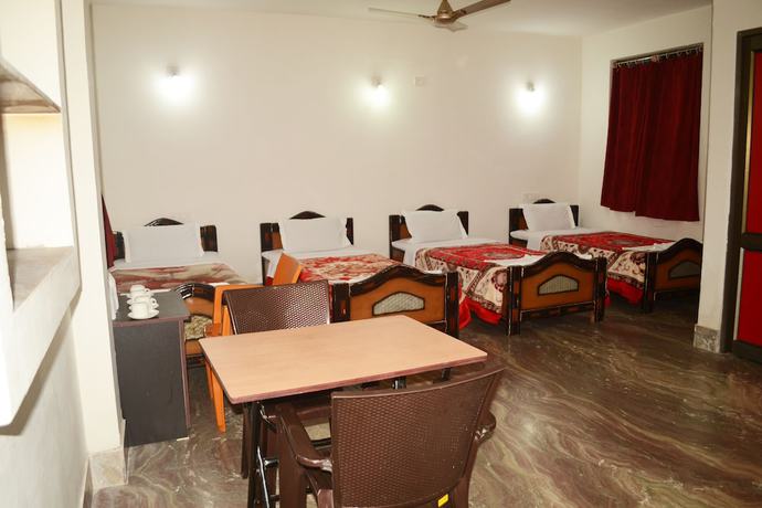 Imagen de la habitación del Hotel Alok House. Foto 11