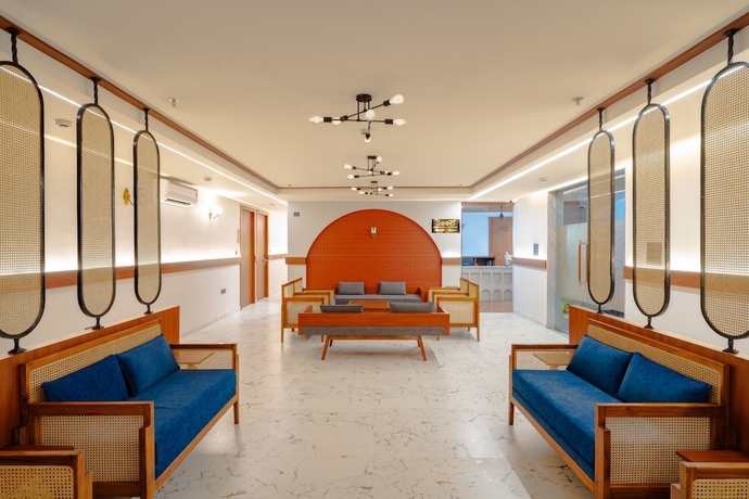 Imagen de los interiores del Hotel Alokah Kashi. Foto 13
