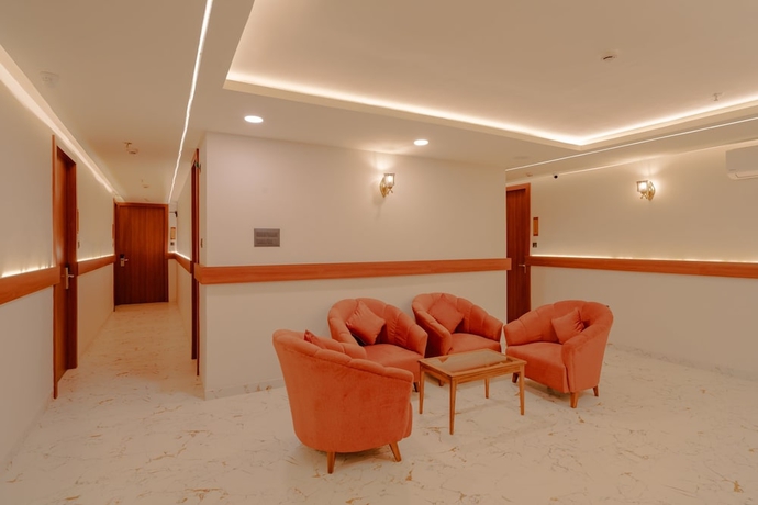 Imagen de los interiores del Hotel Alokah Kashi. Foto 16