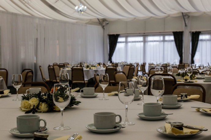 Imagen de los interiores del Hotel Alona. Foto 6