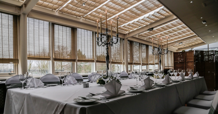 Imagen de los interiores del Hotel Alona. Foto 10