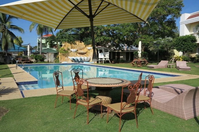 Imagen general del Hotel Alona Kew White Beach Resort. Foto 6