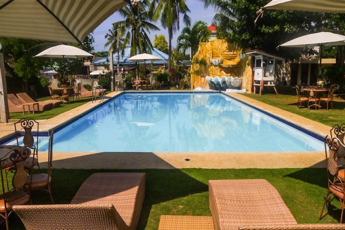 Imagen general del Hotel Alona Kew White Beach Resort. Foto 7