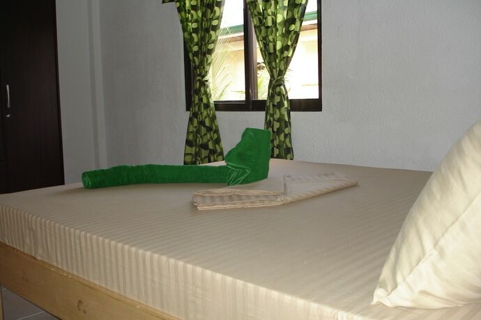 Imagen de la habitación del Hotel Alona Swiss Resort. Foto 20