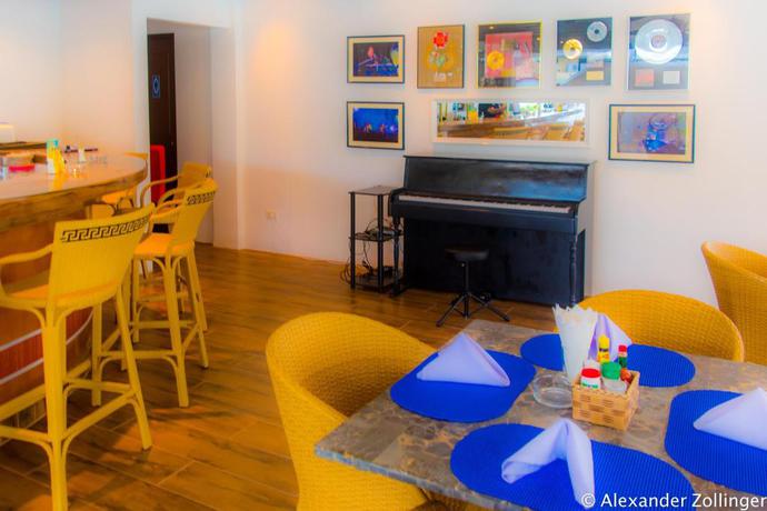Imagen de los interiores del Hotel Alona Vida Beach Hill Resort. Foto 4