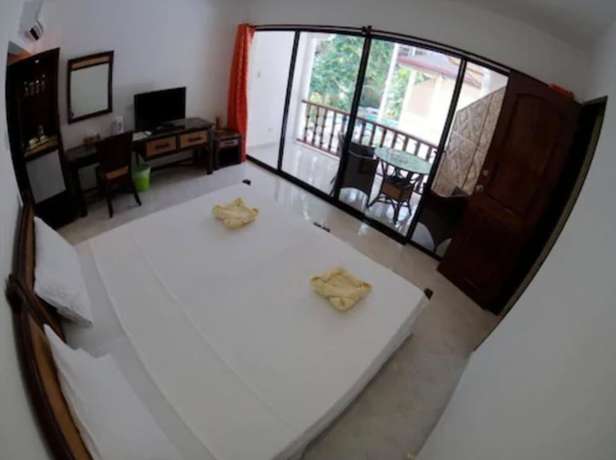 Imagen de la habitación del Hotel Alona Vida Beach Resort. Foto 3