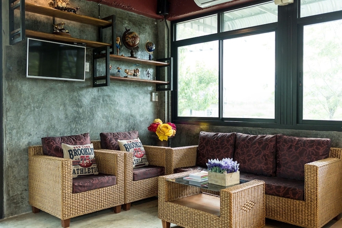 Imagen de los interiores del Hotel Alongkorn Farm and Resort. Foto 19