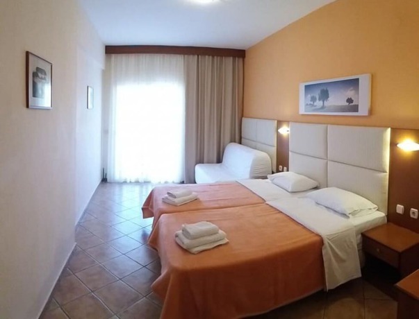 Imagen de la habitación del Hotel Aloni, Kasandra. Foto 7