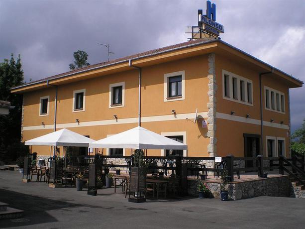 Imagen de los exteriores del Hotel Alonso, Llanes. Foto 7
