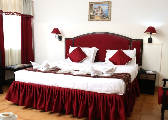 Imagen de la habitación del Hotel Alor Grande Holiday Resort. Foto 8
