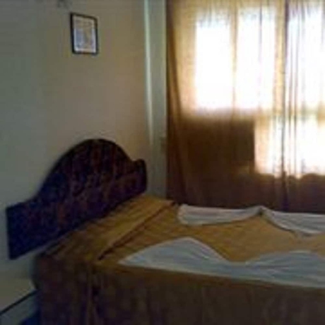 Imagen de la habitación del Hotel Alor Holiday Resort. Foto 9