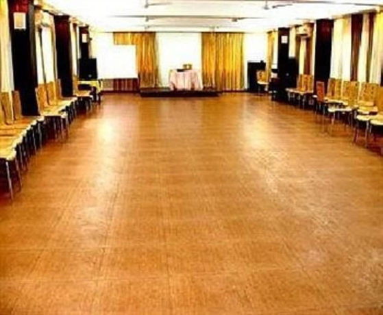 Imagen de los interiores del Hotel Alor Holiday Resort. Foto 16