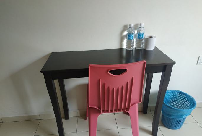 Imagen de la habitación del Hotel Alor Villa. Foto 6