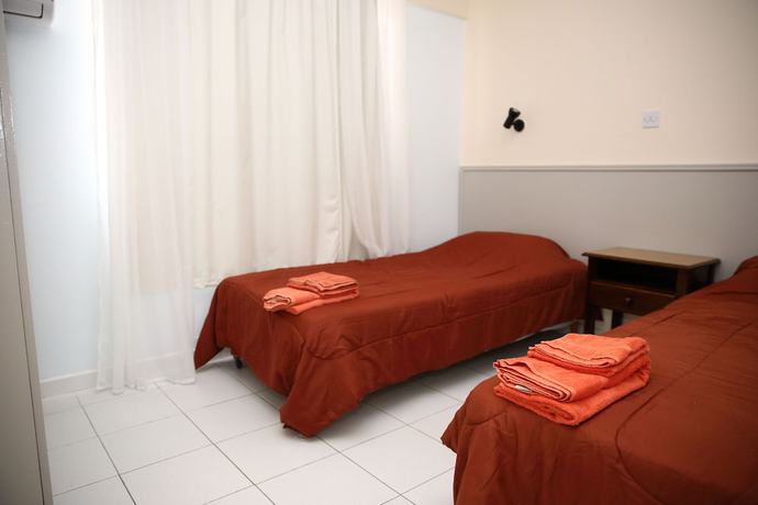 Imagen de la habitación del Hotel Alora Apartments. Foto 16