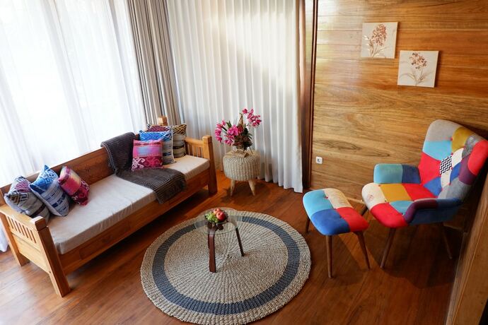 Imagen general del Hotel Aloravilla. Foto 16