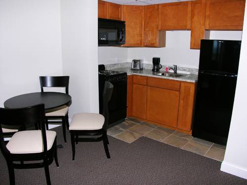 Imagen general del Hotel Alouette Sunrise Suites. Foto 1